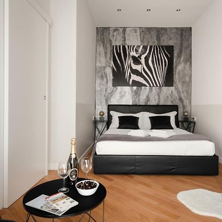 Deluxe Central Apartment ベルガモ エクステリア 写真