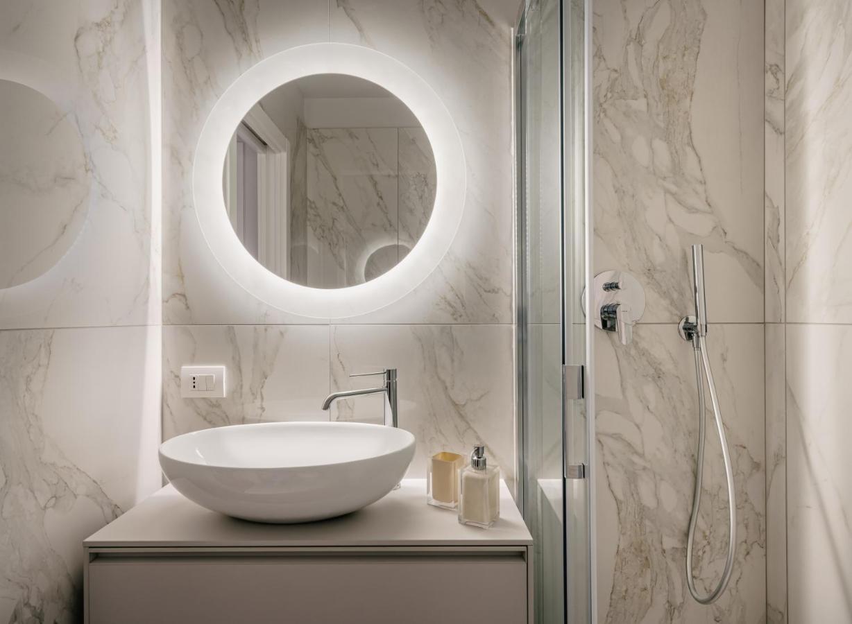 Deluxe Central Apartment ベルガモ エクステリア 写真